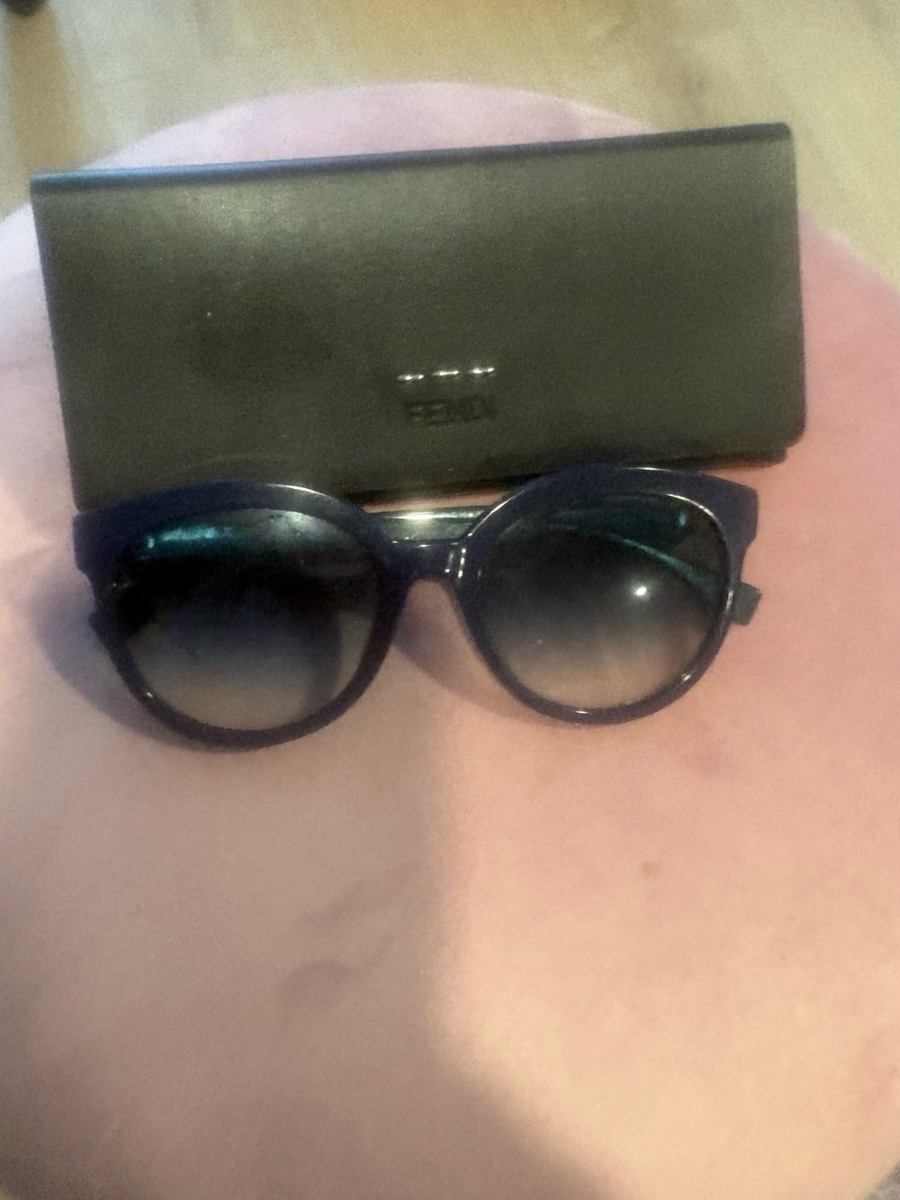 Fendi Dark Blue Round Women's Sunglasses